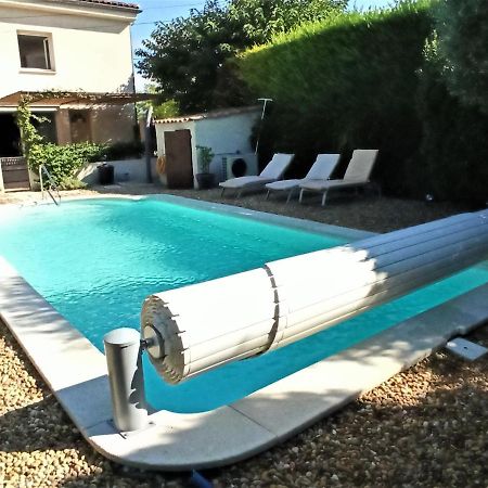 Appartement Grand Confort A Deux Pas Du Centre Ville LʼIsle-sur-la-Sorgue Exterior foto